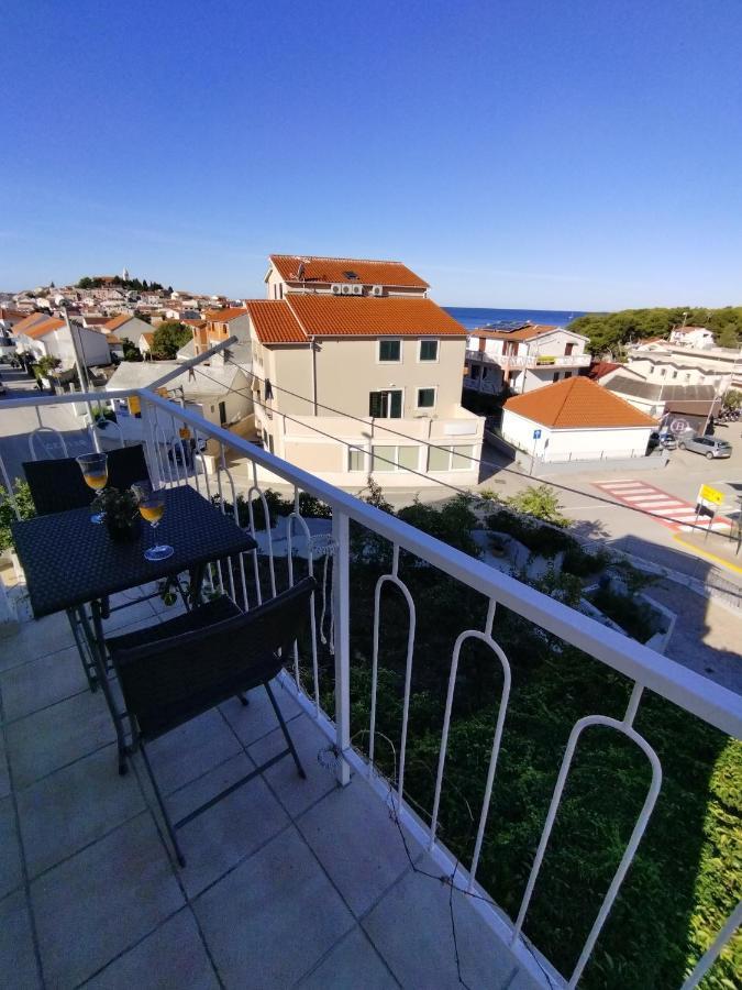 Pluton Apartment Primošten Екстериор снимка