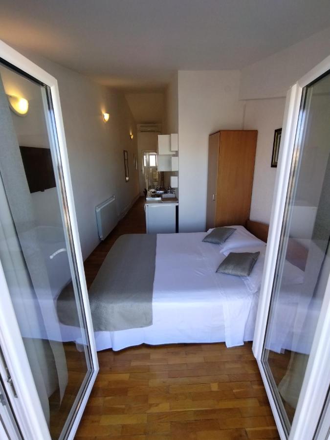 Pluton Apartment Primošten Екстериор снимка