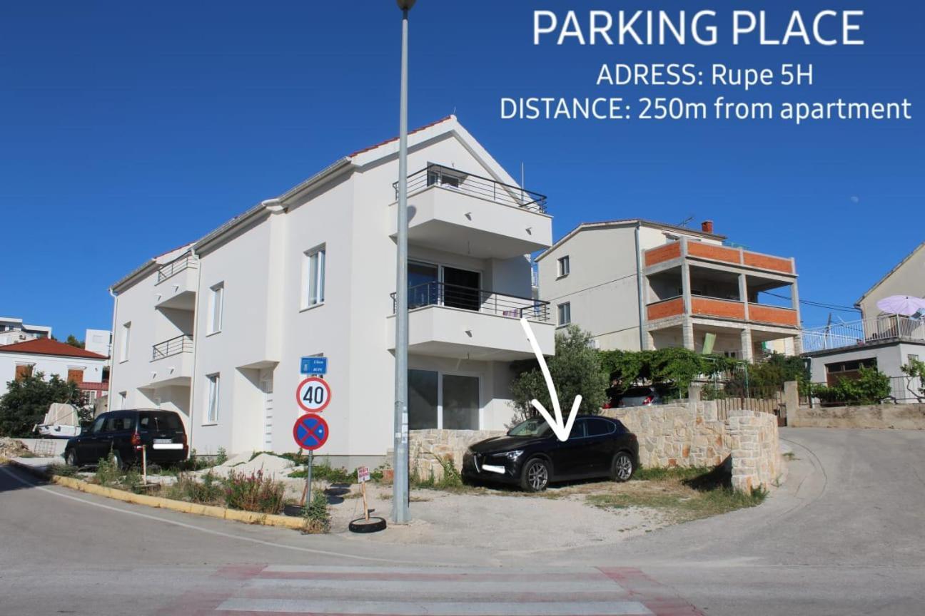 Pluton Apartment Primošten Екстериор снимка